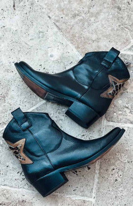 Black MILLER boots