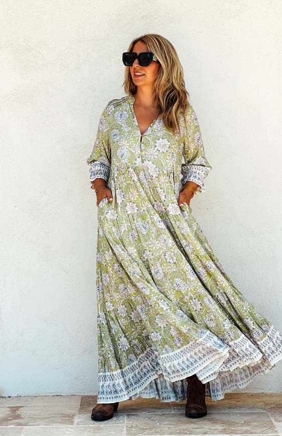 Robe ADELE longue verte manches trois quart