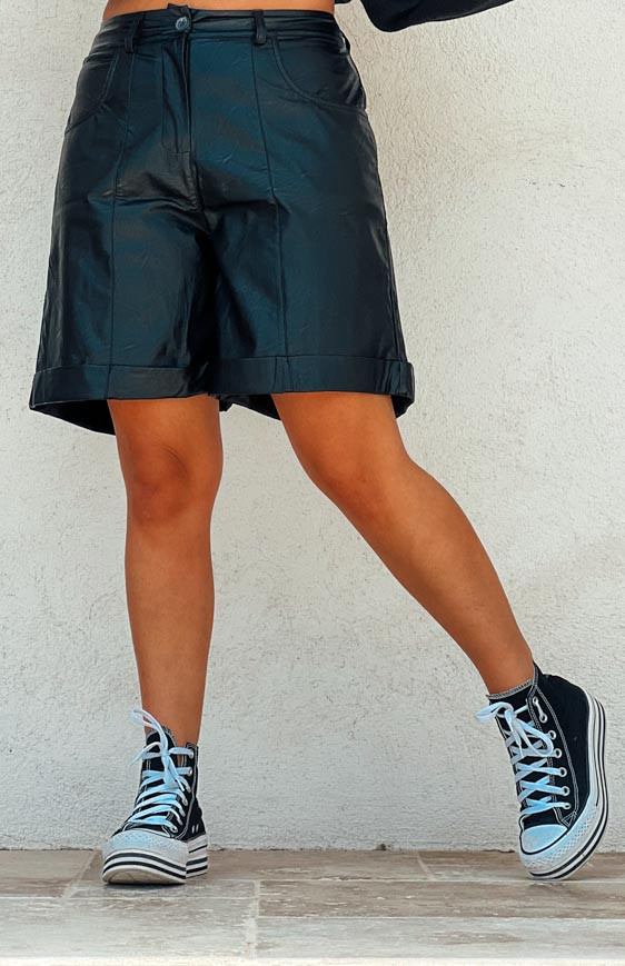 Black BASTIEN short