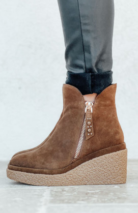 Brown VENISE boots