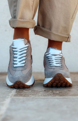 Taupe FAVOLA sneakers