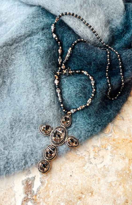 Black MARIUS long necklace