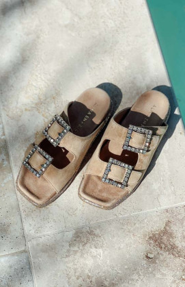 ARGENTINA beige mules