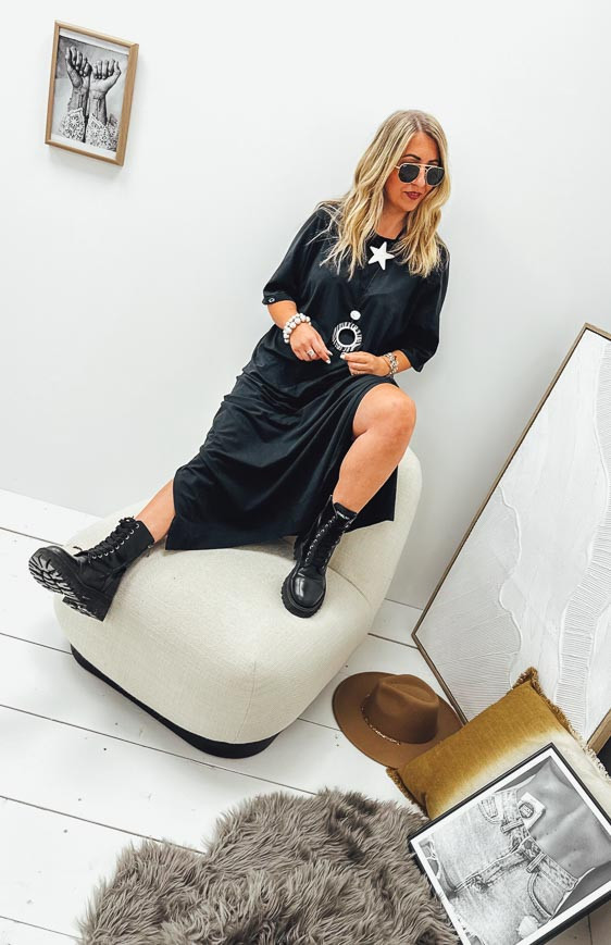 Robe LUCILA longue manches courtes noire