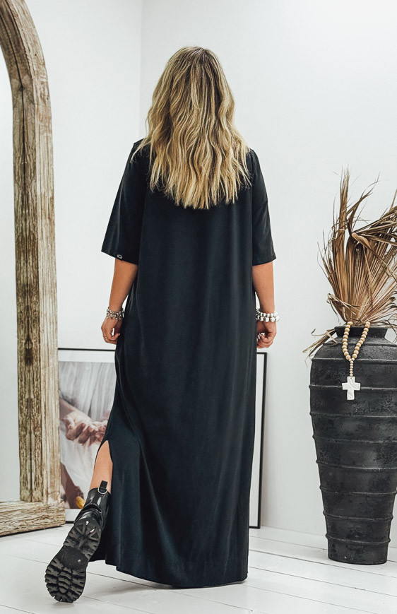 Robe LUCILA longue manches courtes noire