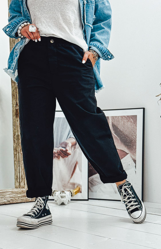 Black ALEJANDRO pants