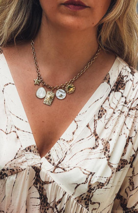 White ADRIANO necklace