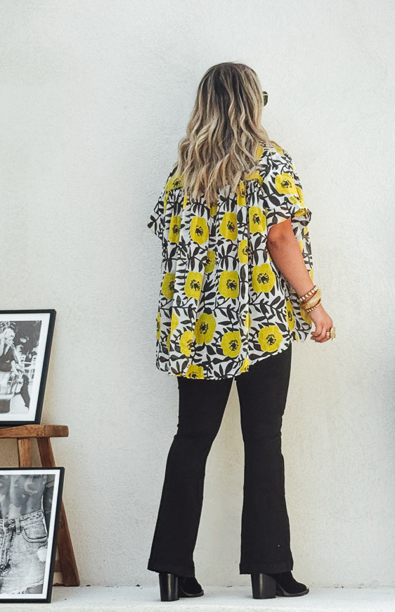 SUZANA short-sleeved blouse