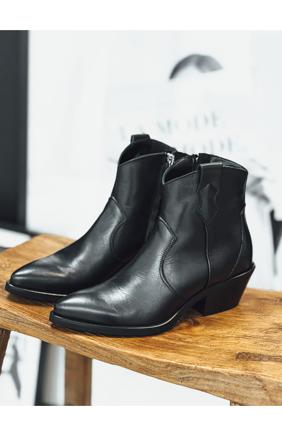 Black GEORGIA boots