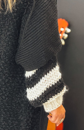 Black DOLCE long cardigan with short sleeves