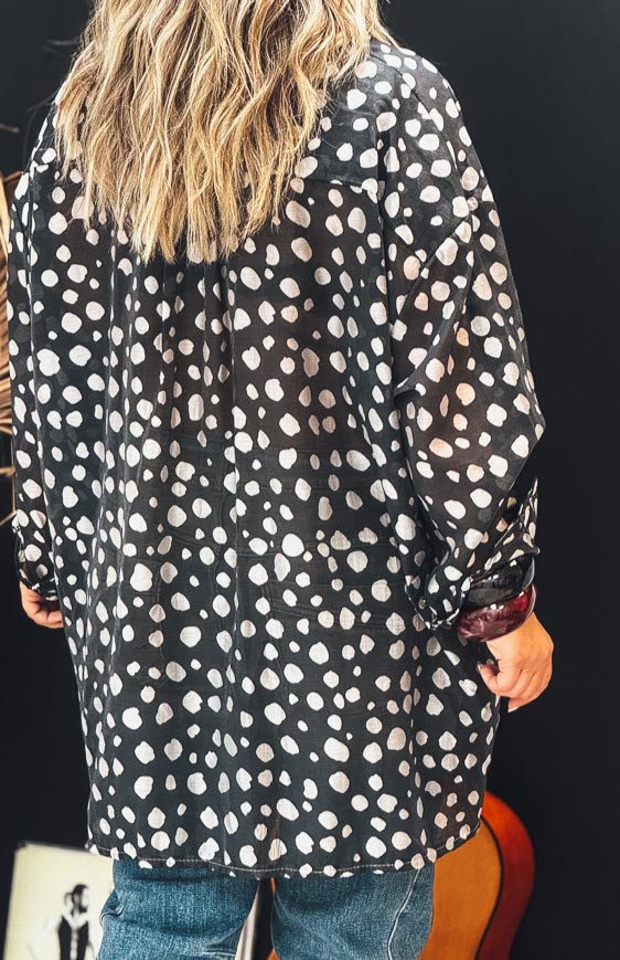 ISÉE shirts