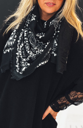 Black JOPLIN scarf