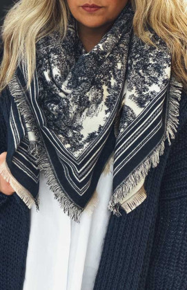 GIORDANA scarf