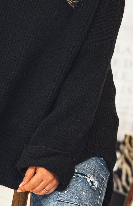 Black GUILLAUME sweater