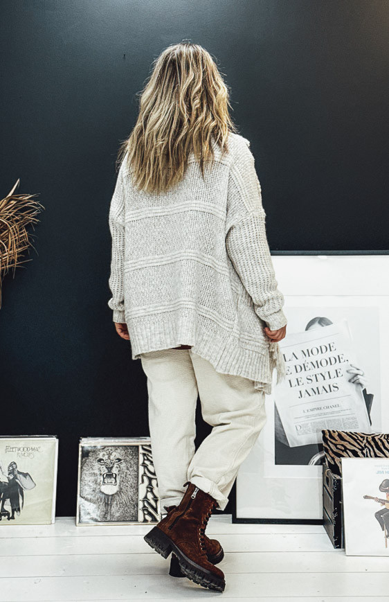 Light beige DAVIS short cardigan