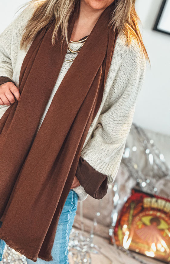 Chocolate GARETT scarf