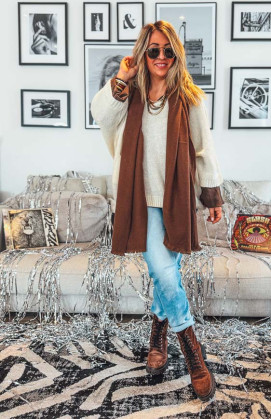 Chocolate GARETT scarf