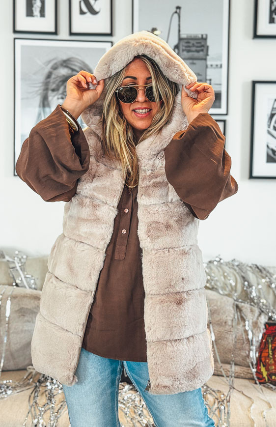 Beige DODIE sleeveless jacket