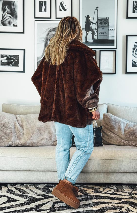 Veste DONATELA manches courtes chocolat