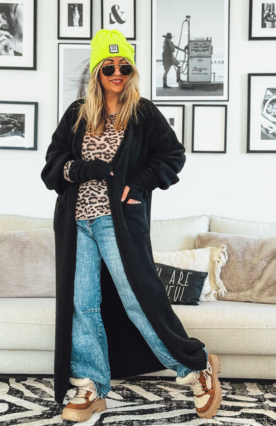 Long black TINO Cardigan