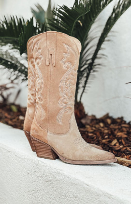 NEVADA beige cowboy boots