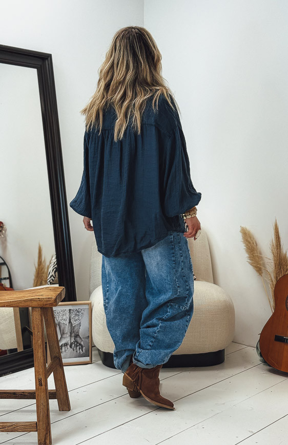 Dark blue ENOLA shirt