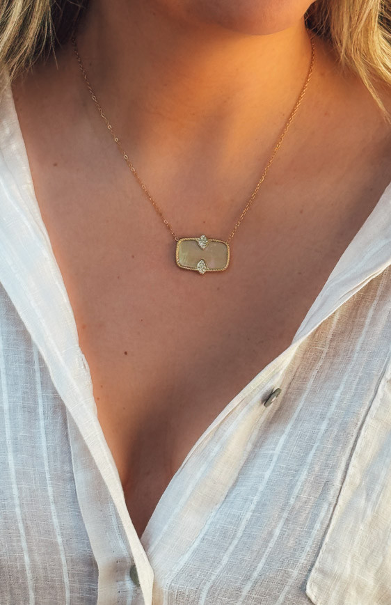 Beige mother-of-pearl LIBERTY necklace
