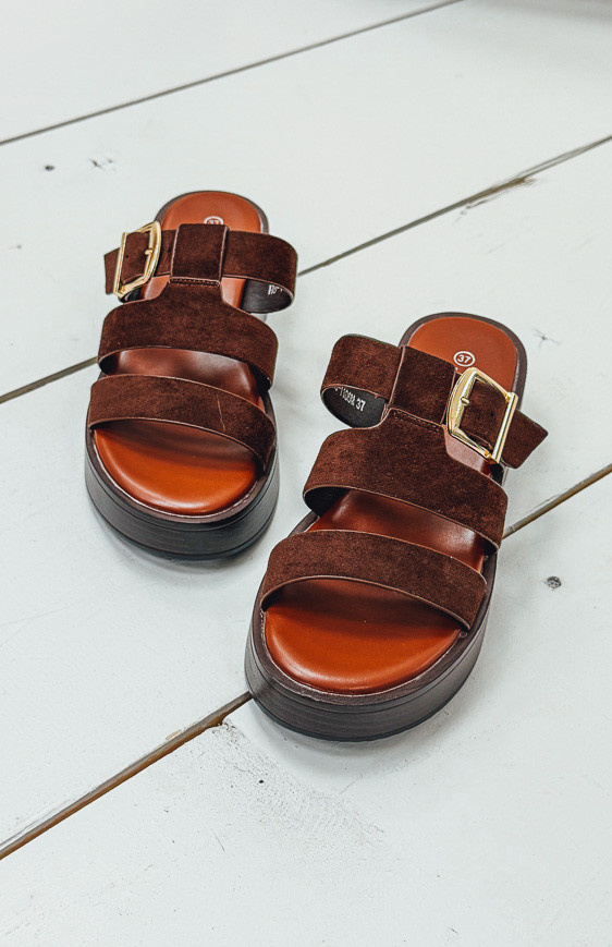 Chocolat LAORA mules